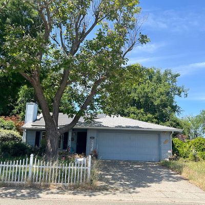 819 Sherwood Way, Willows, CA 95988