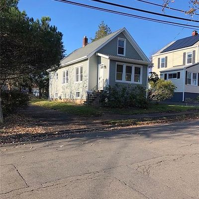 102 Laurel St, West Haven, CT 06516