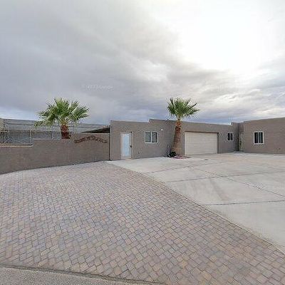 102 Sunflower Dr, Lake Havasu City, AZ 86403