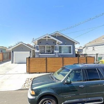 1021 83 Rd Ave, Oakland, CA 94621