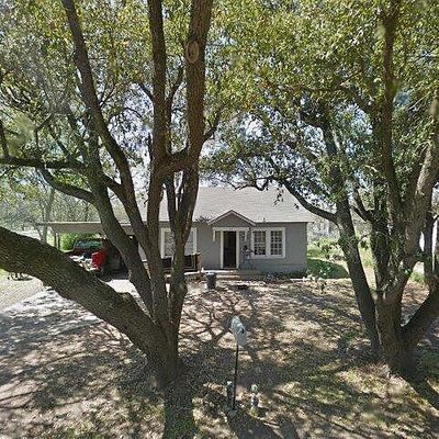 103 N Panama St, Madisonville, TX 77864