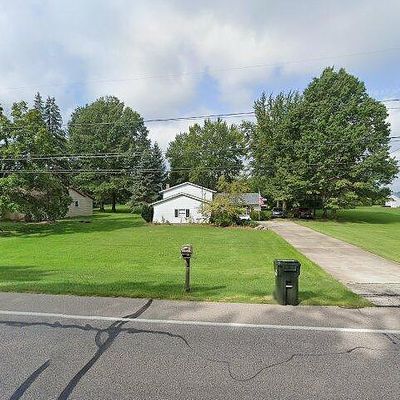 10342 Baumhart Rd, Amherst, OH 44001