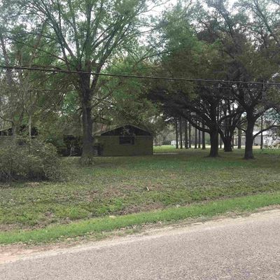 1050 Old Beaumont Rd, Sour Lake, TX 77659