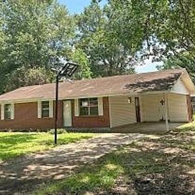 109 Collins St, Dumas, AR 71639