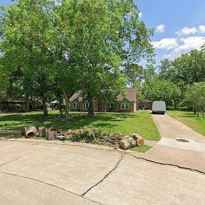 112 Begonia St, Lake Jackson, TX 77566