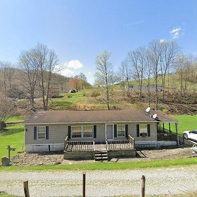 121 Hoy Run Rd, Spraggs, PA 15362