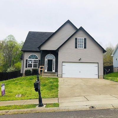 1217 Meachem Dr, Clarksville, TN 37042