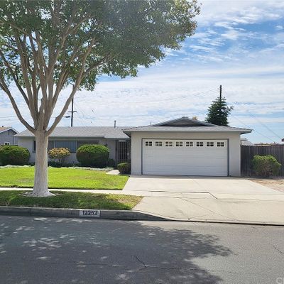 12252 Anzio St, Garden Grove, CA 92840