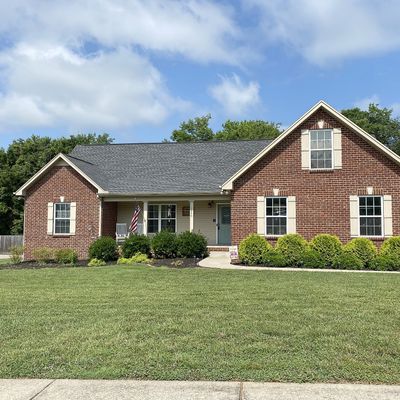 1240 Everwood Dr, Ashland City, TN 37015