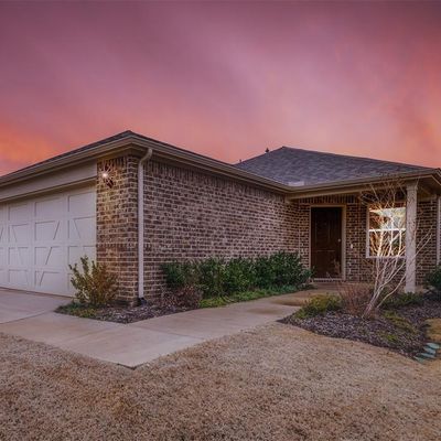 1244 Eagle Ln, Aubrey, TX 76227