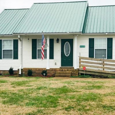 1293 S Russell St, Portland, TN 37148