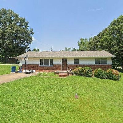 130 Mimosa St, Camden, TN 38320