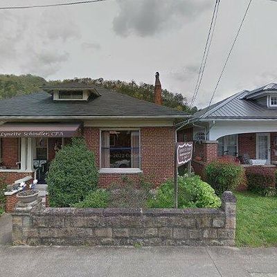 130 Scott Ave, Pikeville, KY 41501