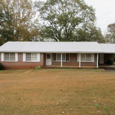 131 Crestwood Ln, Talladega, AL 35160