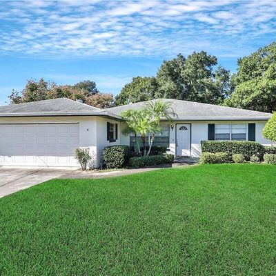 135 Okaloosa Dr, Winter Haven, FL 33884