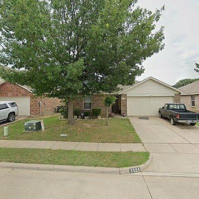 1121 Cottonwood Dr, Crowley, TX 76036