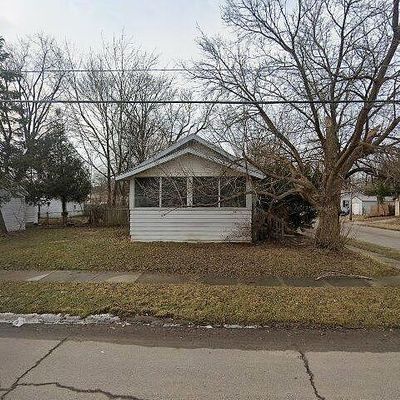 1129 Pinehurst Ave, Flint, MI 48507