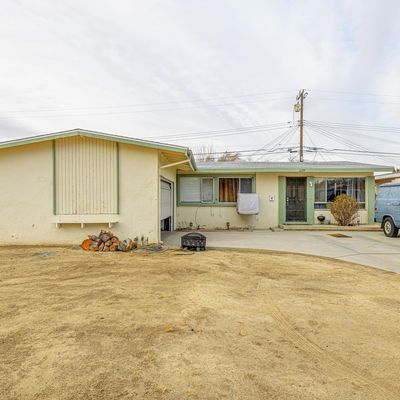 1129 W Avenue H8, Lancaster, CA 93534