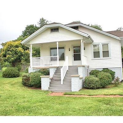 114 Beverly Ave, Hendersonville, NC 28792