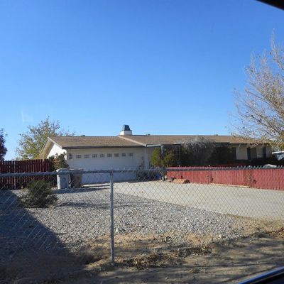 11458 4 Th Ave, Hesperia, CA 92345