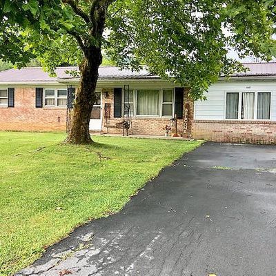 11487 Forge Hill Rd, Orrstown, PA 17244