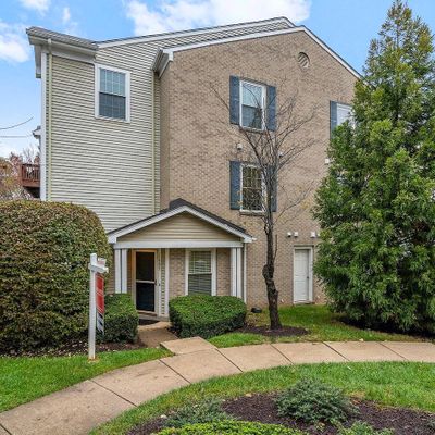 11795 Rockaway Ln, Fairfax, VA 22030