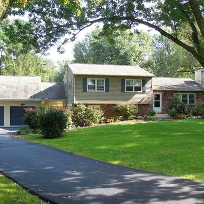 118 School Ln, Downingtown, PA 19335