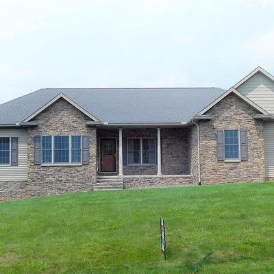 11902 Pineridge Dr, Waynesboro, PA 17268