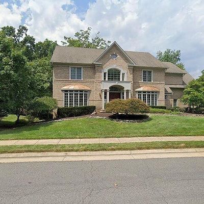 12042 Creekbend Dr, Reston, VA 20194