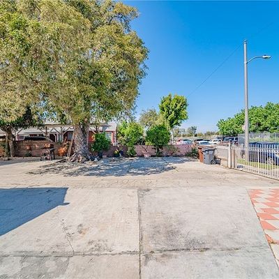 15401 S Gibson Ave, Compton, CA 90221