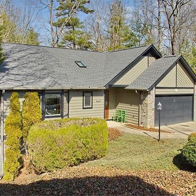 16 Josie Ln, Asheville, NC 28804