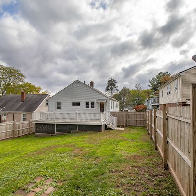 16 Mansfield Ave, New Britain, CT 06051