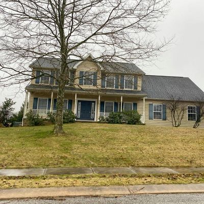 165 Ridgewood Dr, Hanover, PA 17331