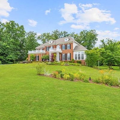 16723 Chestnut Overlook Dr, Purcellville, VA 20132