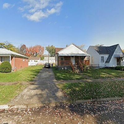 1672 Richmond Ave, Lincoln Park, MI 48146