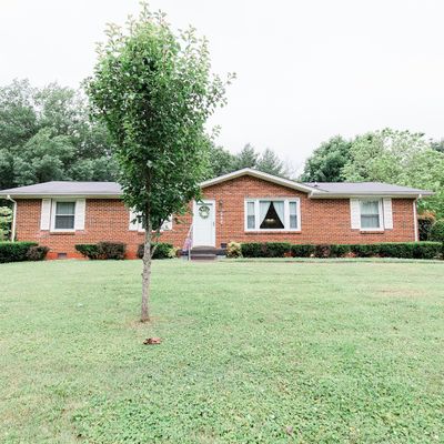 136 W Park Dr, Clarksville, TN 37043