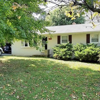 13971 Crest Ave, Waynesboro, PA 17268