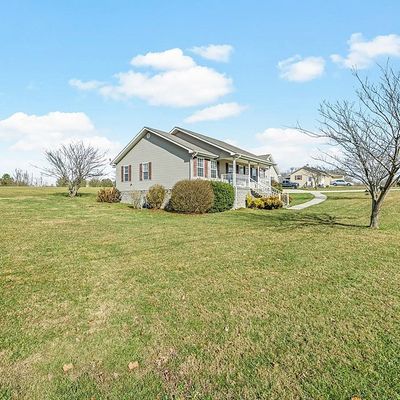 140 Gena Cir, Sparta, TN 38583