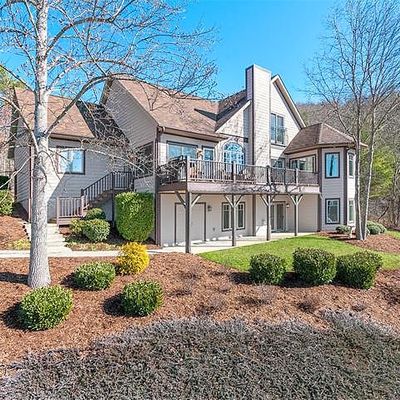 142 Twin Courts Dr, Weaverville, NC 28787