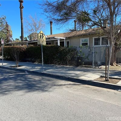 14658 Gilmore St, Van Nuys, CA 91411