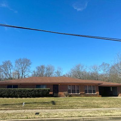 1910 Russell Rd, Shreveport, LA 71107