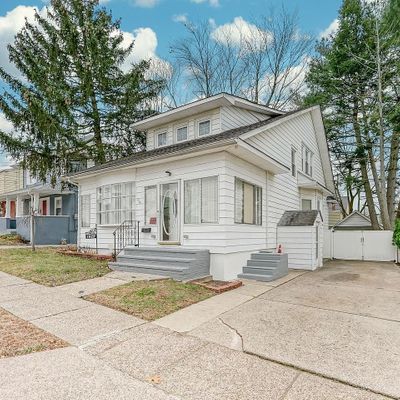 1929 43 Rd St, Pennsauken, NJ 08110