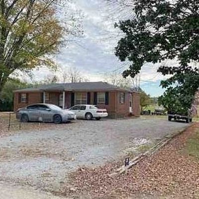 20 Camargo Rd, Fayetteville, TN 37334