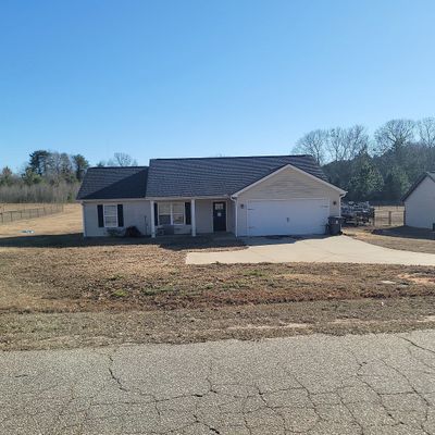 205 Georgia Rd, Gray Court, SC 29645