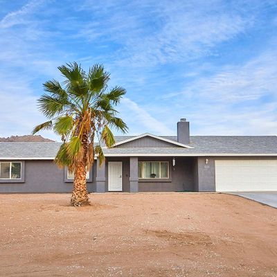 16885 Candlewood Rd, Apple Valley, CA 92307