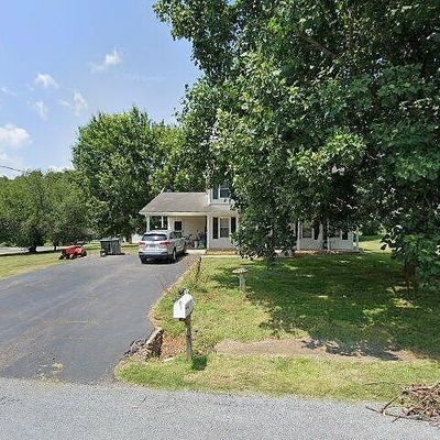 17 Knollwood Dr, Troutville, VA 24175