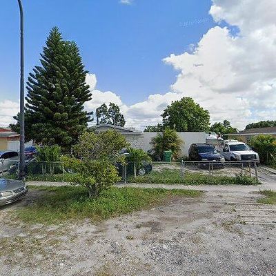 17201 Nw 17 Th Ave, Miami Gardens, FL 33056