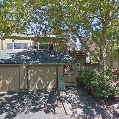 1766 Nw Lakeway Ln, Beaverton, OR 97006