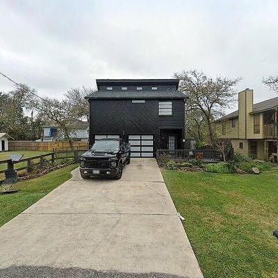 223 E Shore Dr, Kemah, TX 77565