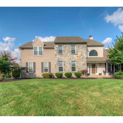 228 Harvest Ln, Broomall, PA 19008